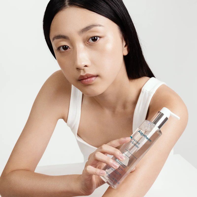 Zsíros bőr tisztítása – Algotherm útmutató